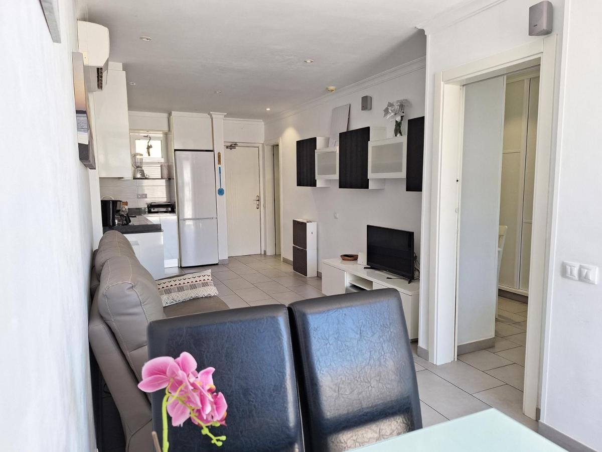 Solaris - Refurbished, Top Floor, Sea Views 푸에르토리코 외부 사진