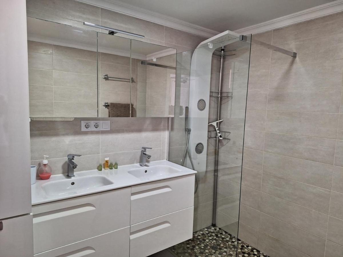 Solaris - Refurbished, Top Floor, Sea Views 푸에르토리코 외부 사진